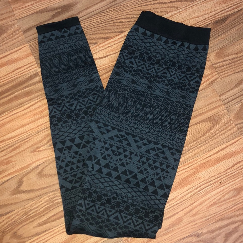 Gray print leggings